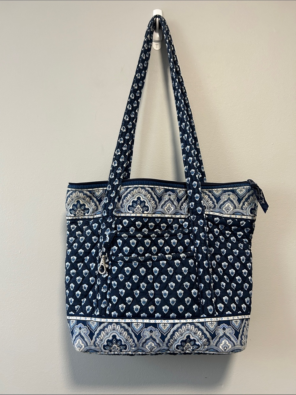 Vera Bradley Nantucket Navy Pattern Quilted Tote Bag